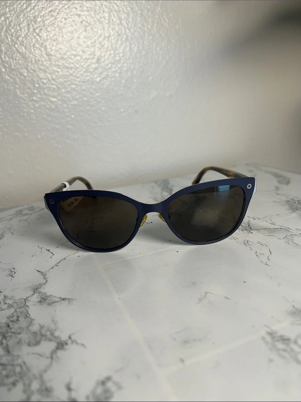 ECCO Salsa Women’s Navy Blue Cat-Eye Sunglasses NWT